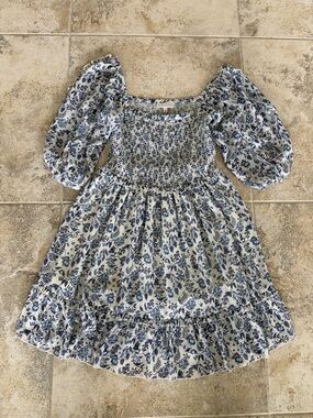 Women’s Smocked Mini Dress with Blue Floral Print and Puff Sleeves Size XS